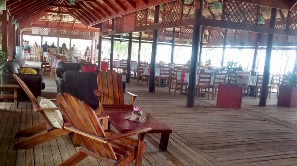 Las Palmas Beach Hotel Dixon Cove Εξωτερικό φωτογραφία